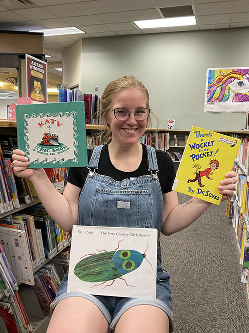 Pop YS Con Presenter Victoria Brander